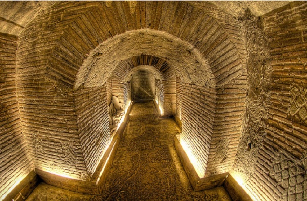 proscenio-escursioni-a-napoli-sotterranea-tunnel-borbonico1