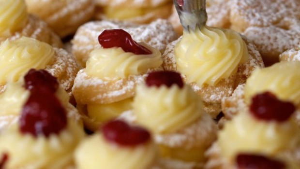 zeppole-San-Giuseppe-piccole-640x426